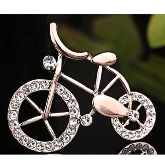 Vintage Bicycle Brooch - Gold with Crystal Highlights - Picture 1 of 3